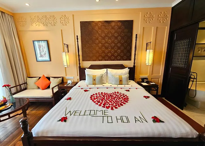 Little Riverside Hoi An . A Luxury Hotel & Spa